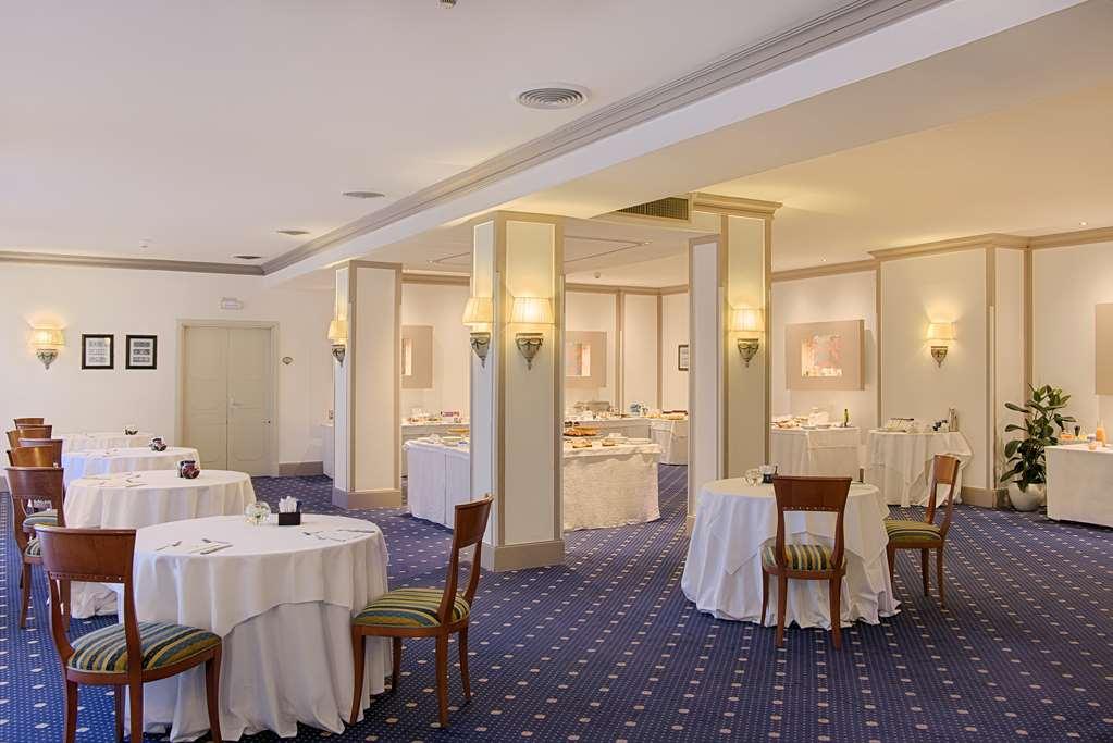 Nh Villa San Mauro Caltagirone Restoran gambar