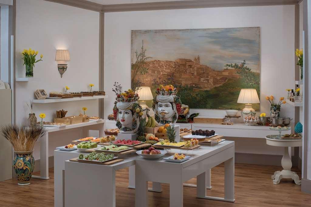 Nh Villa San Mauro Caltagirone Restoran gambar